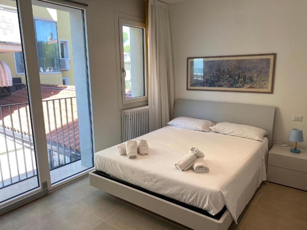 Nuovo Residence Serenissima Frontemare - Agenzia Cocal Caorle Exteriör bild