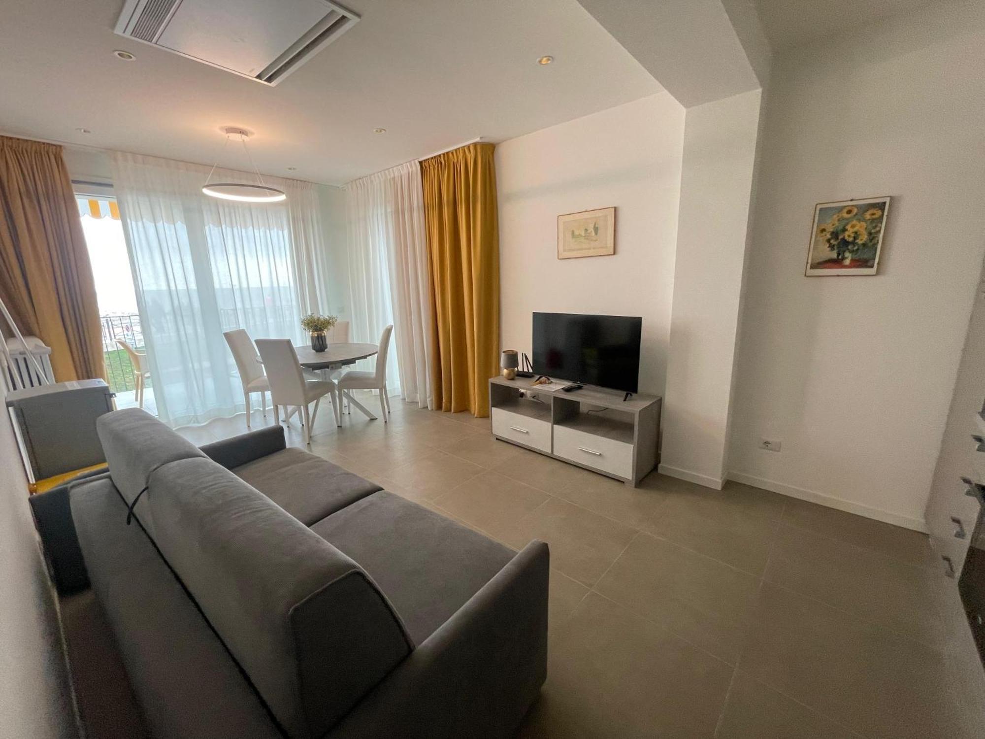 Nuovo Residence Serenissima Frontemare - Agenzia Cocal Caorle Exteriör bild